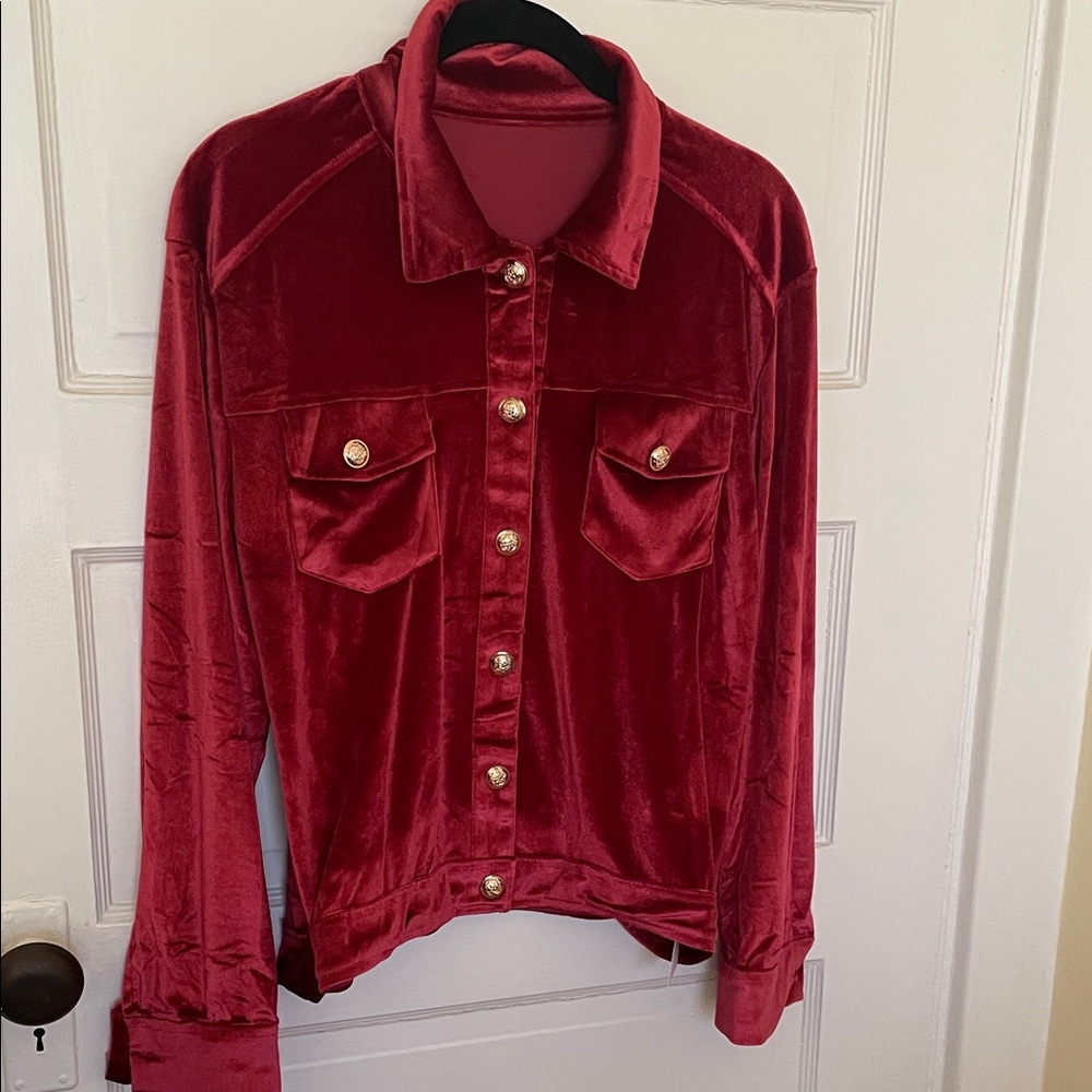 Cropped Burgundy Stretch Velvet Button-Down Jacket. NWT